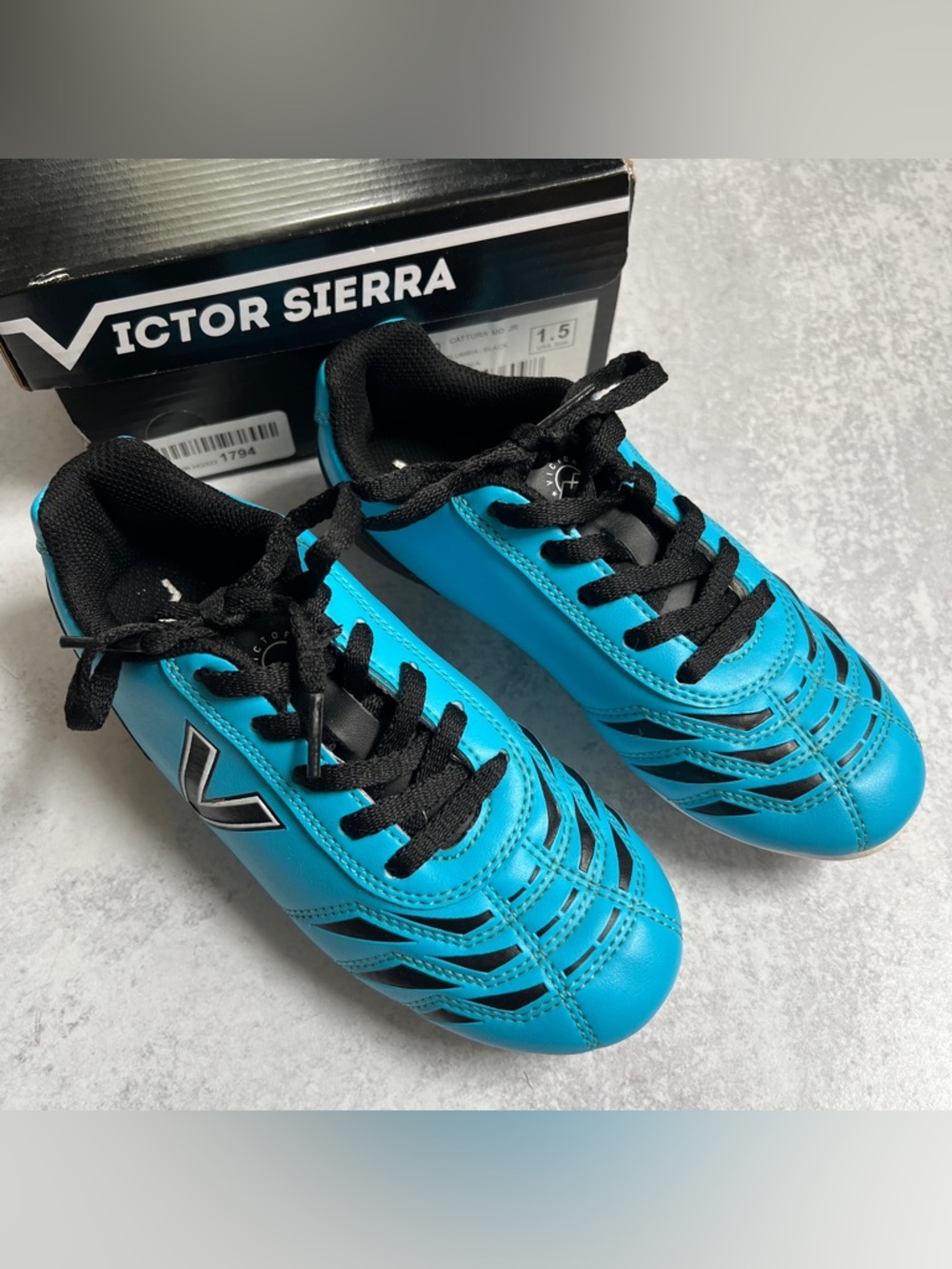 1.5⚽️ Victor Sierra Soccer Cleats Youth Firm Ground Outdoor Lightweight Shoe